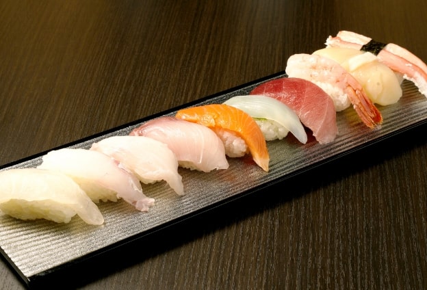 mawaru-sushi-club
